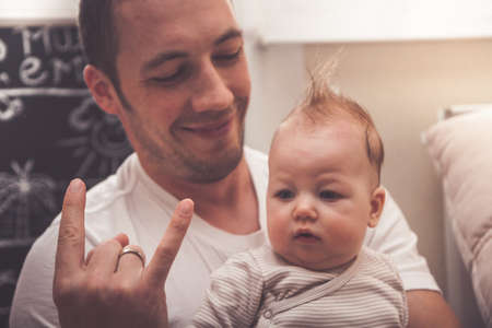 langue des signes bébé
